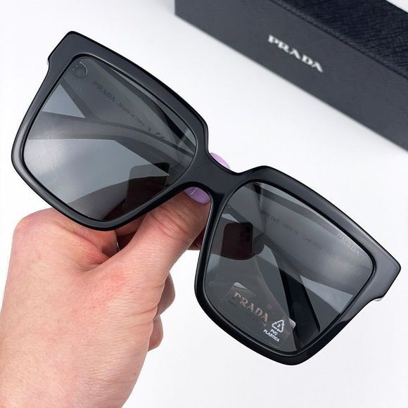 Prada Accessories - Prada PR24ZS 1AB5S0 Sunglasses Black Dark Grey Square Oversized Women